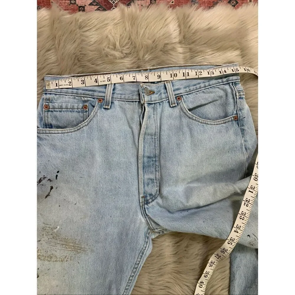 VTG Levis 501 Jeans Lightwash Blue 90s Button Fly Straight Leg Jeans
